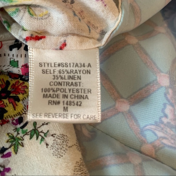 Cyrena Anthropologie floral top size medium - Picture 7 of 11